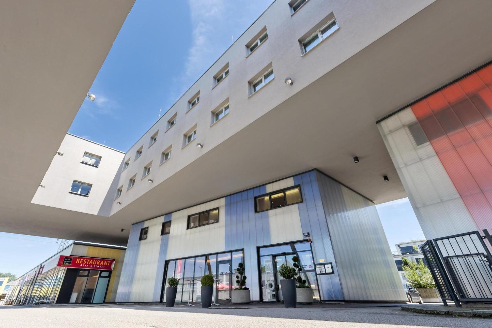 Austria Trend Hotel Salzburg Messe Exterior foto